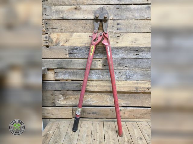 Lot 53-2042 - Heavy Duty Wire/Bolt Cutters