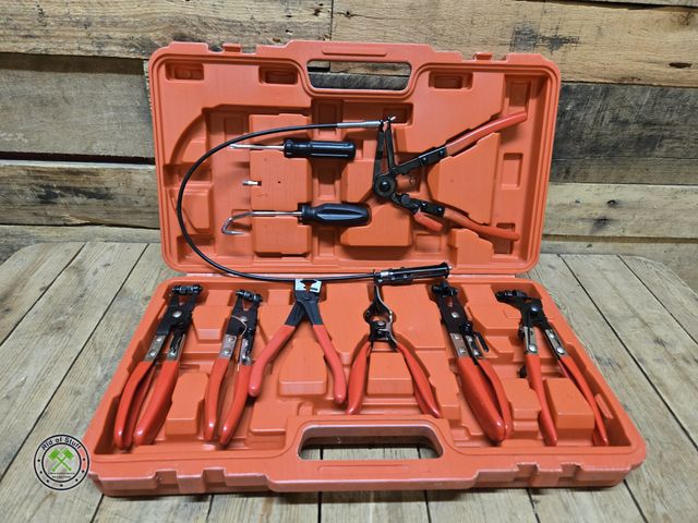 Lot 53-805 - 9-piece hose clamp plier set in plastic case (D2T)