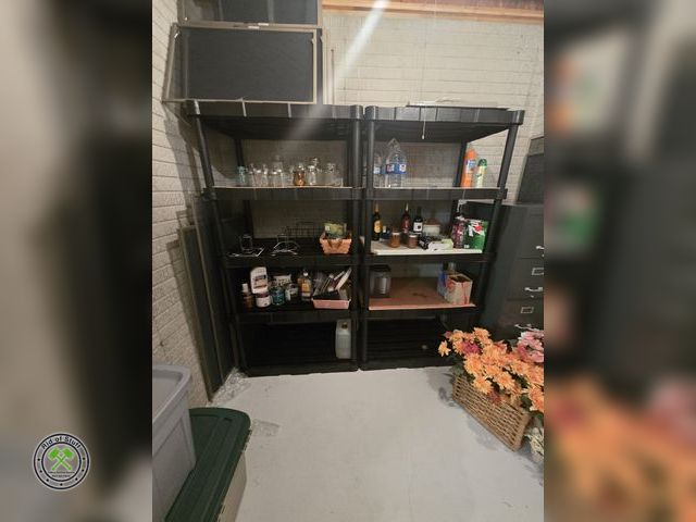 Lot 53-646 - (1) Heavy Duty Plastic Shelving - Measures: 3ftx6ft