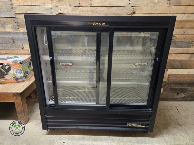 Lot 53-1050 - Stainless Steel Commerical Refrigerator Commercial Restuarant True Refrigerator Cooler - Worked when...