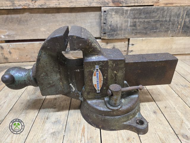 Lot 53-963 - Craftsman Heavy Duty Bench Vise