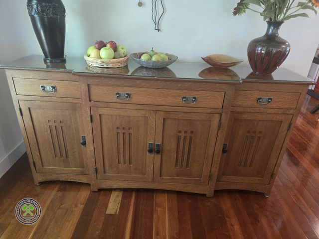 Lot 53-576 - Wooden Buffet Bar - Measures: