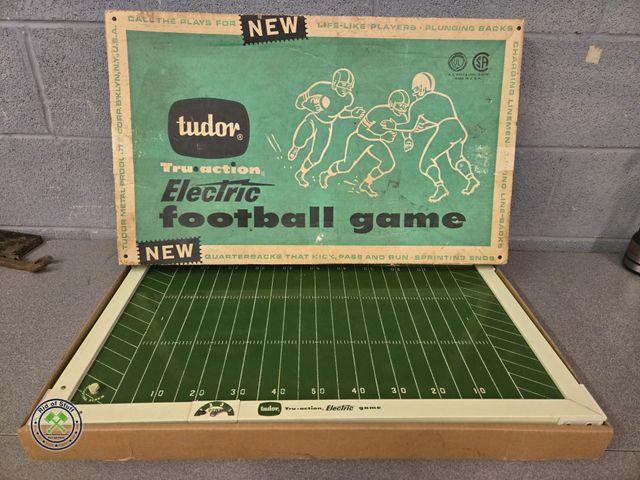 Lot 53-3111 - Vintage Electric Tudor Football Game - untested. (C15M)