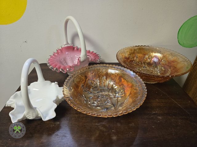 Lot 53-727 - Vintage Marigold Carnival Glass Bowls, and Vintage Fenton Hobnail Baskets (BSMt-3)