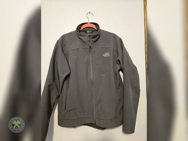 Lot 53-554 - Woman's Dark Gray Northface Lightweight Jacket - Size XL - Excellent Condition