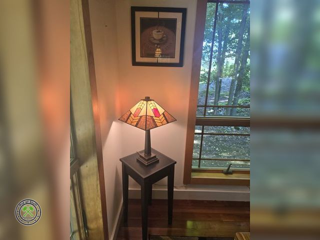 Lot 53-546 - Tiffany Style Table Lamp with Small Accent Table and Wall Art
