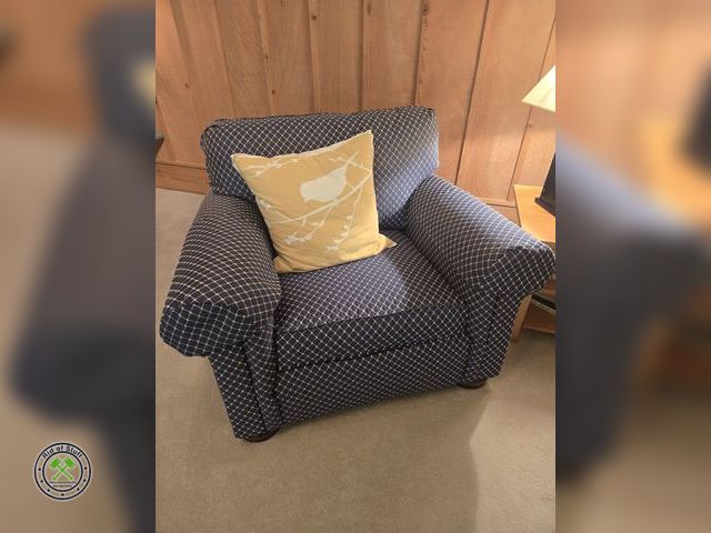 Lot 53-607 - Blue Patterned Living Room Chair - Very comfy and in excellent condition - Clean - Winning Bidder mu...