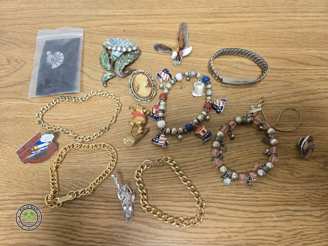 Lot 53-694 - null Lot of Misc Bracelets and Brooch Pins and more (BSMT)