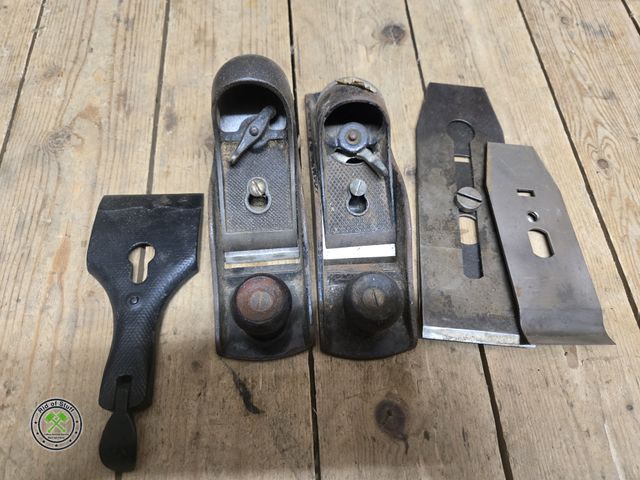 Lot 53-1081 - Hand Planers and Planer Parts (B5b)