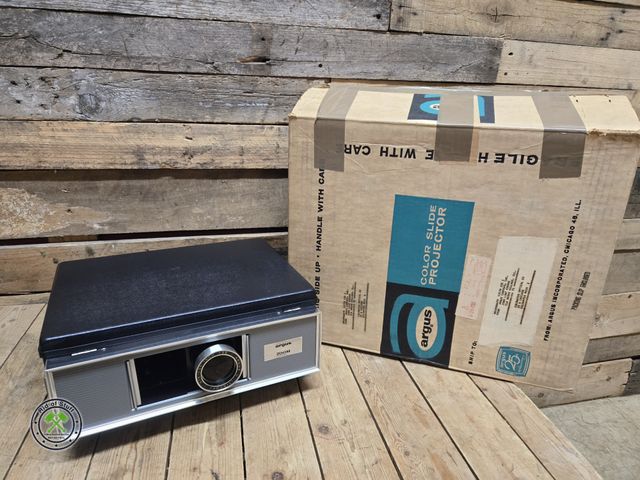 Lot 53-542 - Vintage Argus Color Slide Projector with original Box - Untested.