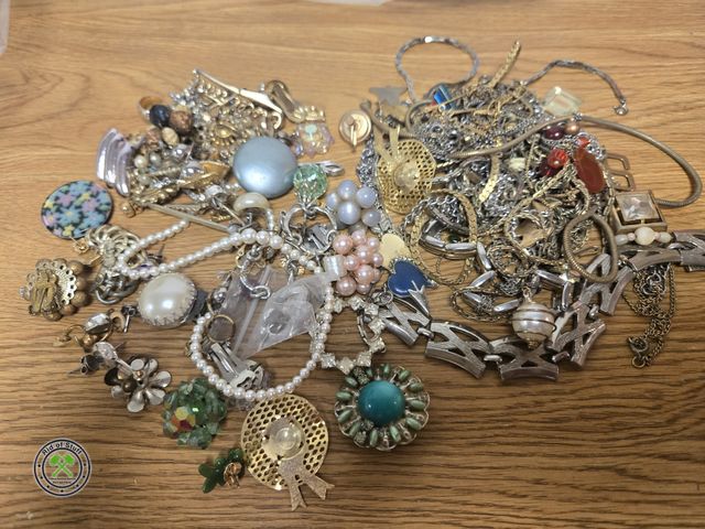 Lot 53-697 - Assorted Jewelry null Assorted Lot of Misc Jewelry (BSMT)
