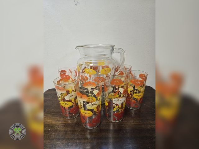 Lot 53-728 - Vintage MCM Glass Pitcher with Morning Glory Orange/Red Flower Design with 6 matching glasses (BSMT-...