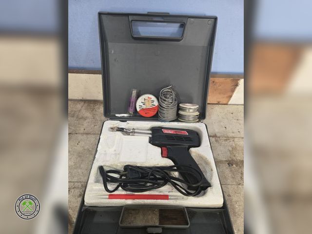 Lot 53-574 - Weller Soldering Gun with Case and extra spools of soldering iron - Works