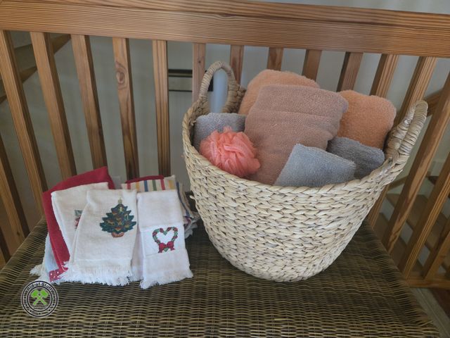 Lot 53-513 - Basket with Handles filled with Bath Towels and hand towels - all are in excellent shape