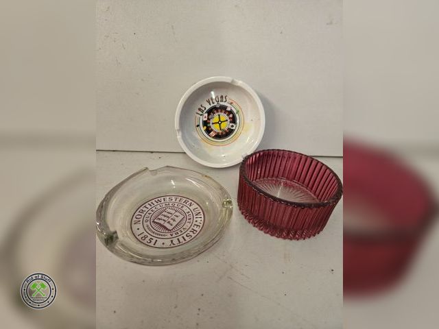 Lot 53-532 - Lot of (3) Glass Ash Trays (B5b)