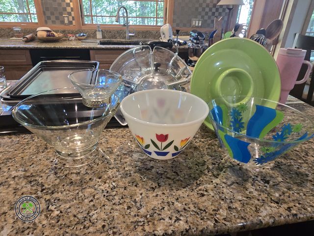 Lot 53-537 - Lot of glass and plastic serving bowls including a vintage Tulip Fire King Serving Bowl -Bring own b...