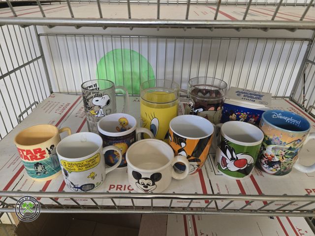 Lot 53-711 - Lot of Vintage Character Coffee Mugs and Cups - Tweety Bird, Taz, Snoopy, Mickey Mouse, Star Wars an...