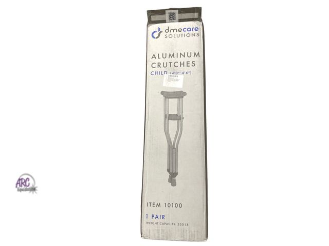 Lot 56-145749 - New dmecare solutions Aluminum Crutches Child (4’x0”x4’x6”)