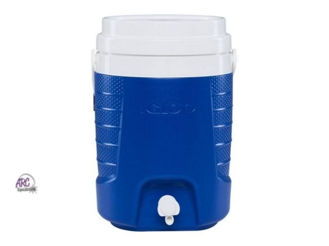 Lot 56-395014 - New*Dirty on the outside,never used*,Igloo Sport Thermos with Dispenser 2 Gallon Sport Hooks Blue