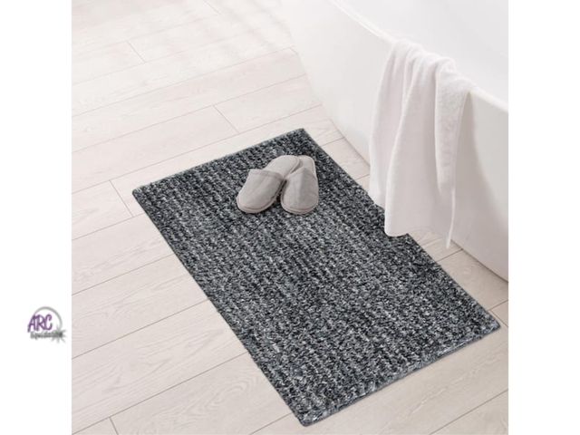 Lot 56-257223 - NEW NATCO HOME 20 in. x 34 in. Light Blue Heathered Solid Rectangle Bath Mat