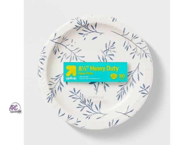 Lot 56-204014 - NEW Botanical Leaf Paper Plates 8.5" - up&amp;up