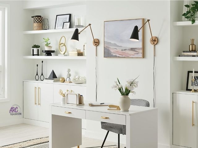 Lot 56-897722 - New - Kichler Sylvia 1 Light Wall Sconce in Black and Natural Brass - 52486NBRB