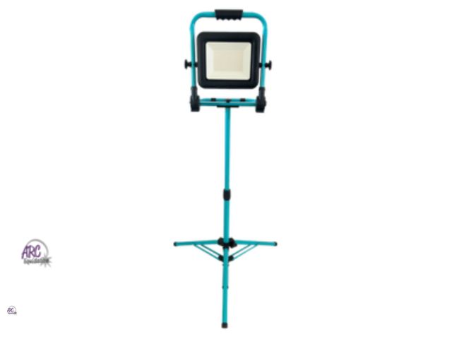 Lot 56-529240 - Red rock lighting battery powered portable worklight tested new in box. comes with 2 Battery Adapter...