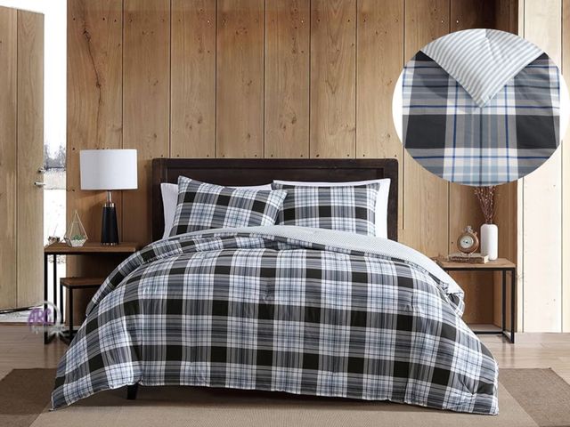 Lot 56-550118 - NEW-SEALED-Eddie Bauer - Queen Comforter Set, Cotton Reversible Bedding with Matching Shams, Stylish...