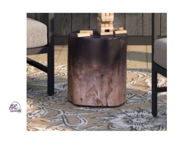 Lot 56-154212 - New Irregular Ombre Wooden Stump Outdoor Artificial Patio Accent Table, Natural (16x14”) (Small Scuf...