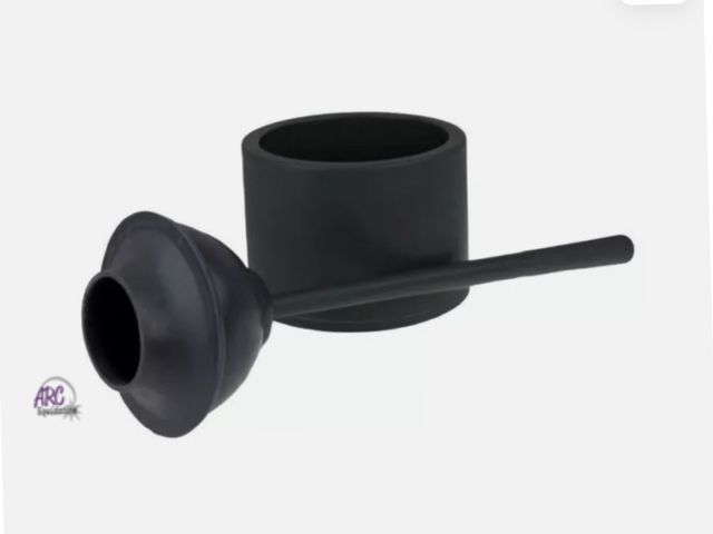 Lot 56-348023 - New, Made By Design Toilet Plunger with Holster Set - Dark Gray