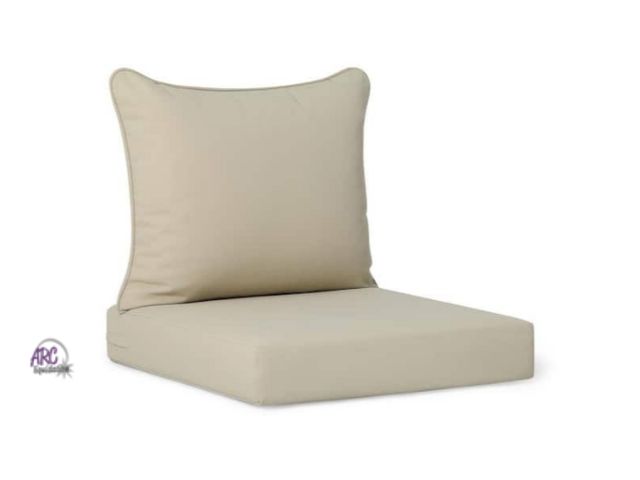 Lot 56-785064 - New Outdoor Patio 25" x 25" Deep Seating Beige Cushions. Has slight warehouse dust