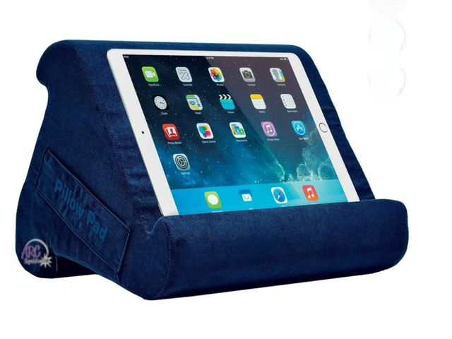 Lot 56-349523 - New blue pillow pad for tablet or iPad, multi angle