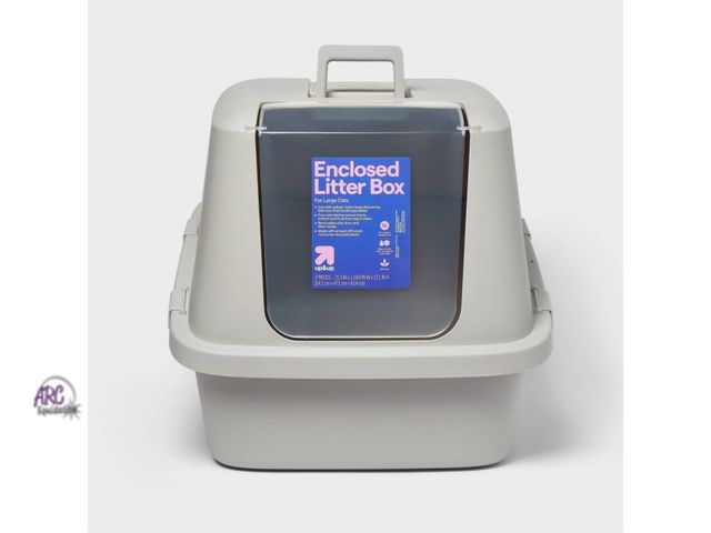 Lot 56-283612 - NEW Enclosed Cat Litter Box - XL - up&amp;up (small dent in side of rim &amp; crack in top see photo...