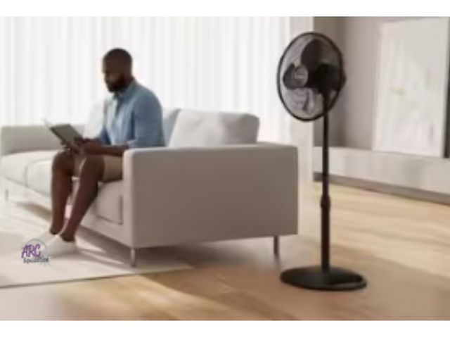 Lot 56-465061 - New in Damaged Box - Scratch on Base (See Pic)  16 in. 3-Speed Oscillating Pedestal Fan for Home in ...