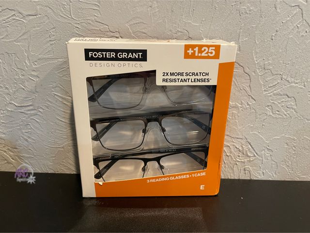 Lot 56-314750 - New in box Foster Grant 3 pair reading glasses