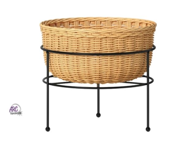 Lot 56-317515 - New,*some scuffs*Metal Indoor Outdoor Planter and Stand Set White, 16x16x16.25 - Threshold