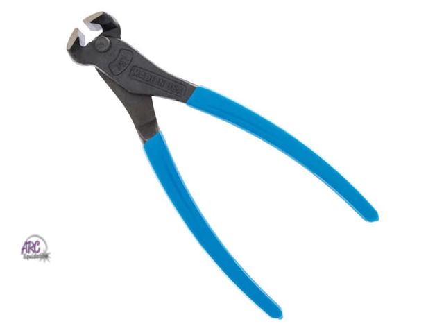 Lot 56-227519 - POSSIBLE USE Channellock 7-1/2 in. Cross Cutting Pliers with End Cutter