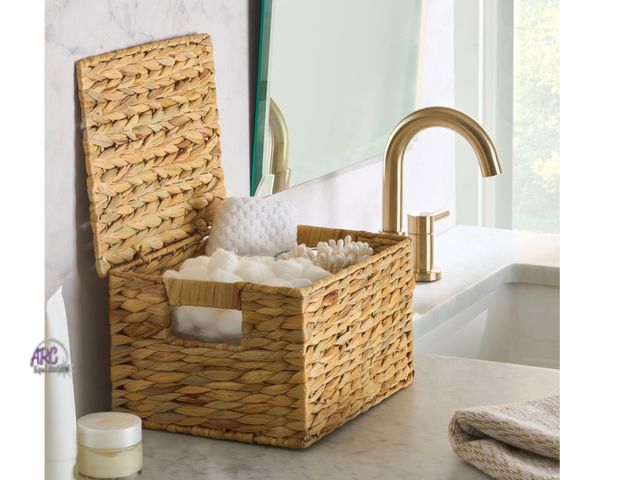 Lot 56-352724 - New Better homes and gardens water Hyacinth basket