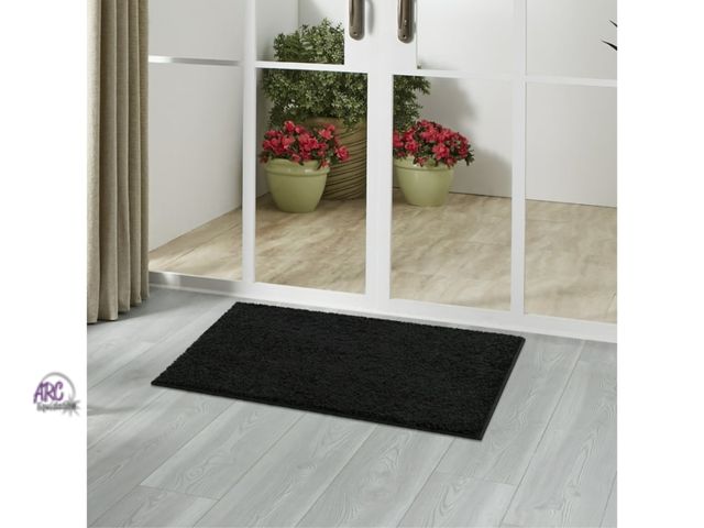 Lot 56-267125 - NEW Mainstays Traditional Solid Black Shag Tufted Indoor Accent Rug, 30” x 46”