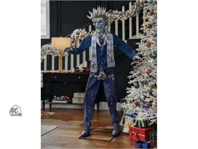 Lot 56-730928 - New Home Accents Holiday 6 ft. Animated Jack Frost Holiday