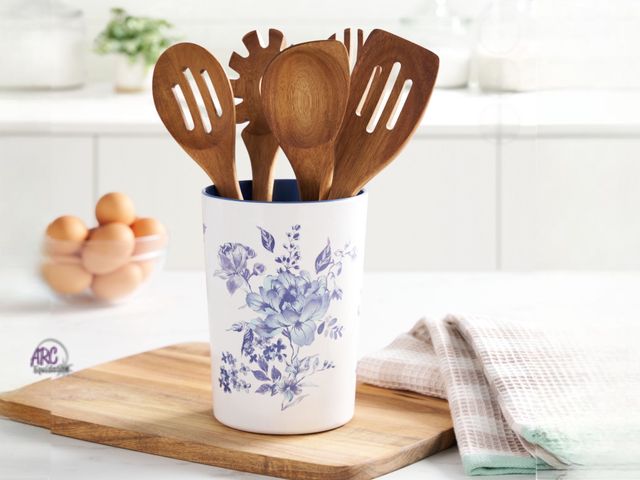 Lot 56-359124 - New, pioneer women Acacia wood tool set with utensil crock