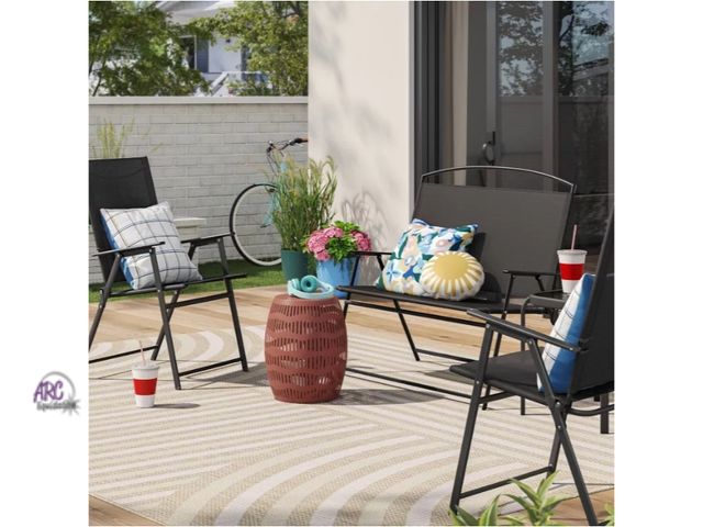 Lot 56-728217 - New 9' x 12' Linear Geo Outdoor Area Rug - Room Essentials