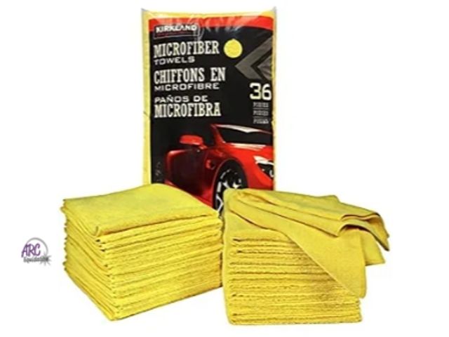 Lot 56-396014 - Kirkland Signature Ultra High Pile Premium Microfiber Towels, 36 Count,Yellow