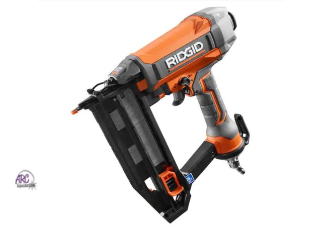 Lot 56-605323 - New, open box RIDGID
Pneumatic 16-Gauge 2-1/2 in. Straight Finish Nailer with CLEAN DRIVE Technology