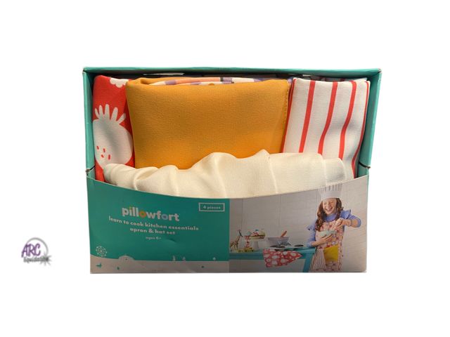 Lot 56-360534 - New, Pillowfort learn to cook apron and hat set, ages 6+