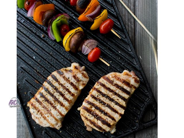 Lot 56-330960 - New Lodge Cast Iron Seasoned Double Play Reversible Grill/Griddle