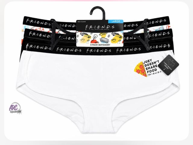 Lot 56-358164 - New size Large 3 pack Friends boy shorts