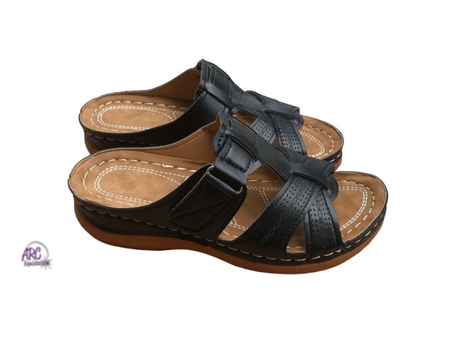 Lot 56-295213 - NEW Women Summer Casual Open Toe Leather Anti-slip Wedges Fits like an 8 Size 41
