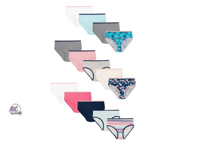 Lot 56-792724 - New size 8. Hanes Girls' Tagless Super Soft Cotton Brief Underwear, 14 pack