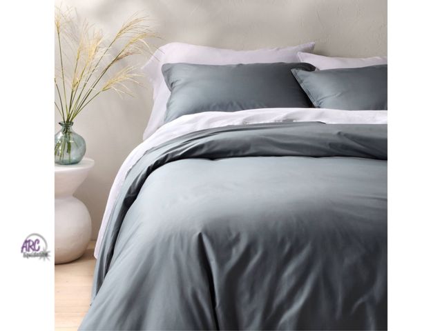 Lot 56-279327 - NEW OPEN PACKAGE Cotton Percale Duvet Set - Casaluna Dark Blue Gray King